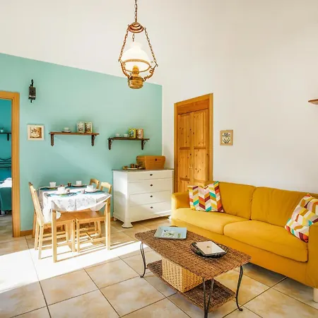 1 Bedroom Lovely In *